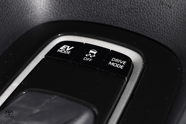 2024 Toyota Corolla Sedan Hybrid Ascent Sport image 19