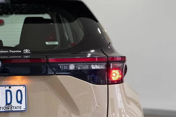 2021 Toyota Yaris Cross Hybrid GX image 11