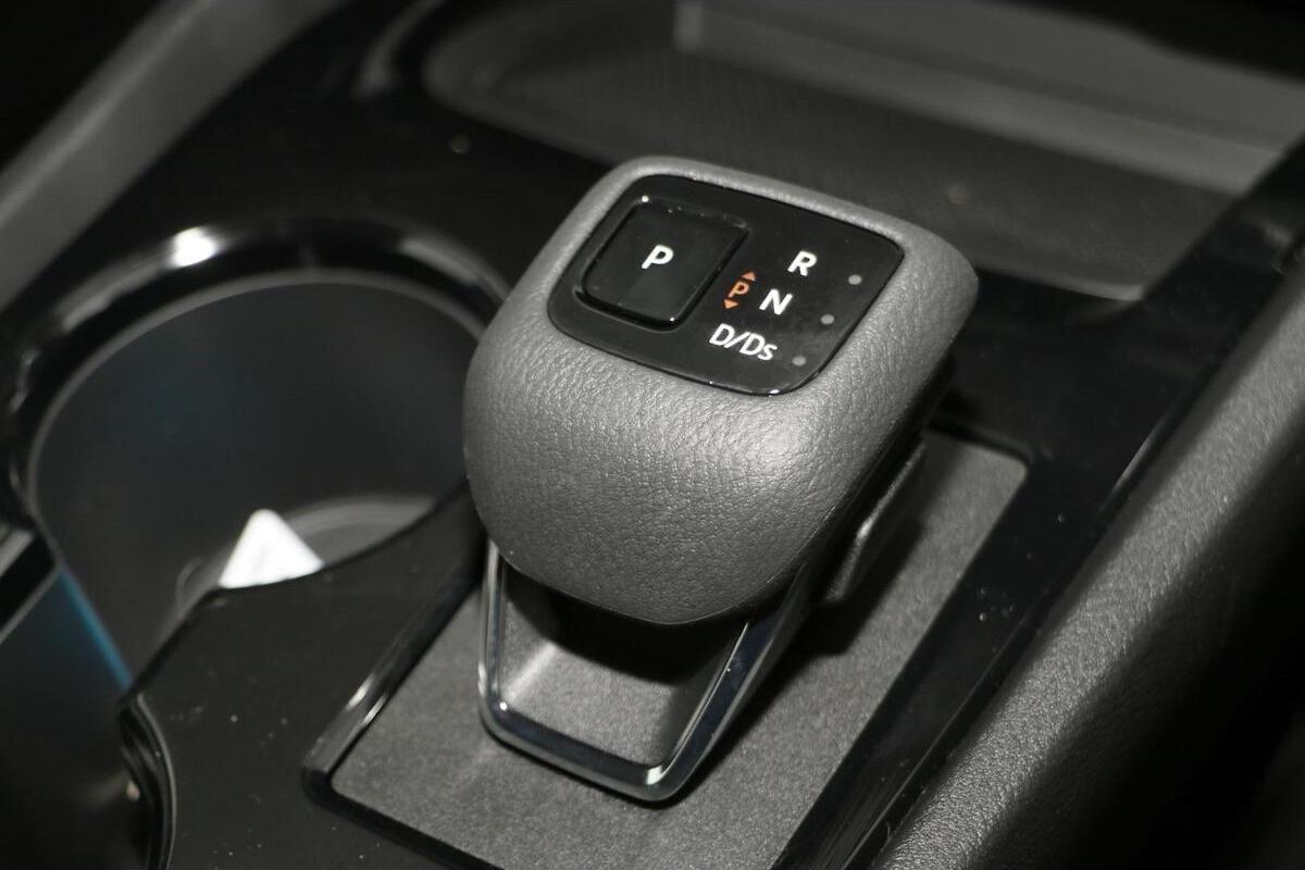 2025 Nissan X-TRAIL ST T33 Auto 4WD MY25 image 19