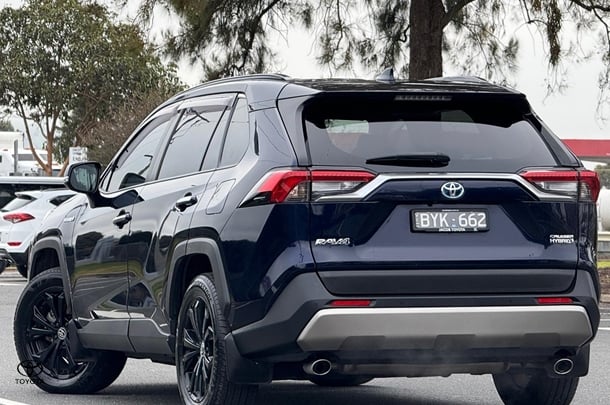 2022 Toyota RAV4 HYBRID Cruiser-AWD image 5