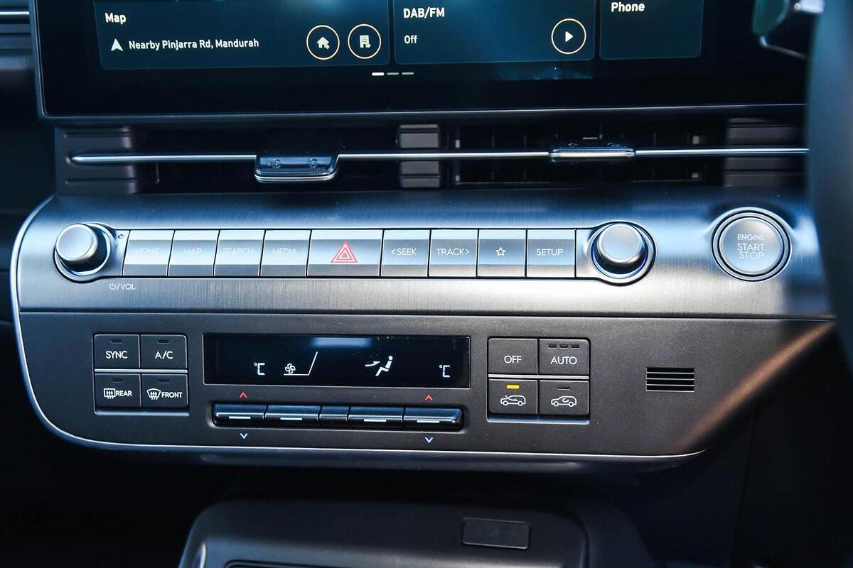 2024 Hyundai Kona Premium Auto 2WD MY25 image 15