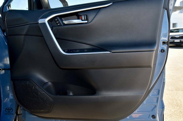 2022 Toyota RAV4 Hybrid Cruiser-AWD image 22
