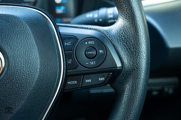 2019 TOYOTA Corolla Hatch Hybrid Ascent Sport image 19