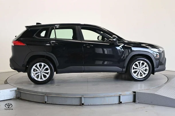 2023 Toyota Corolla Cross Petrol GX image 4