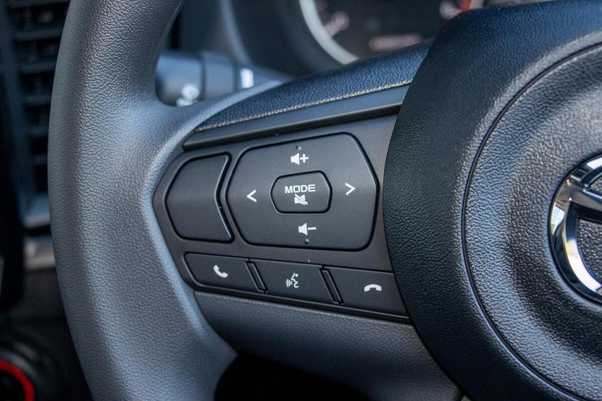 2024 Mazda BT-50 XT TF Auto 4x2 image 15