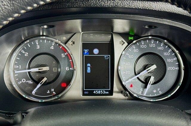 2021 Toyota Hilux SR5 image 20