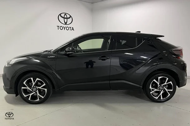 2017 Toyota C-HR Koba 2WD image 9