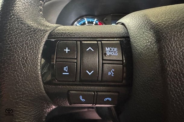 2020 Toyota Hilux Rogue image 16