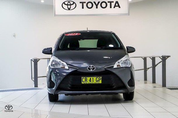 2018 Toyota YARIS Ascent image 3