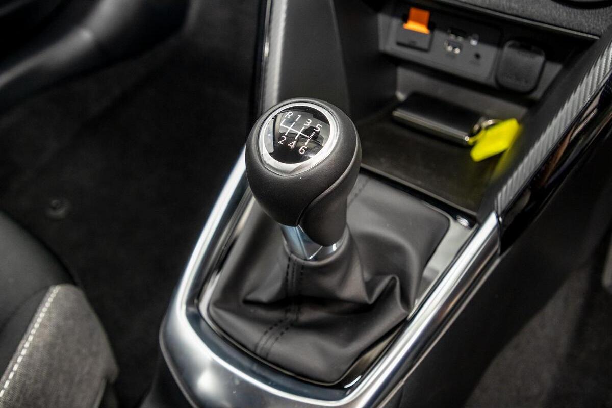 2024 Mazda 2 G15 Pure DJ Series Manual image 13