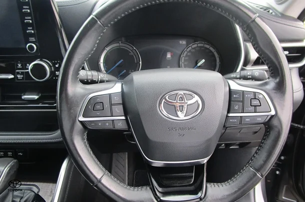 2021 Toyota Kluger Hybrid AWD GRANDE image 15