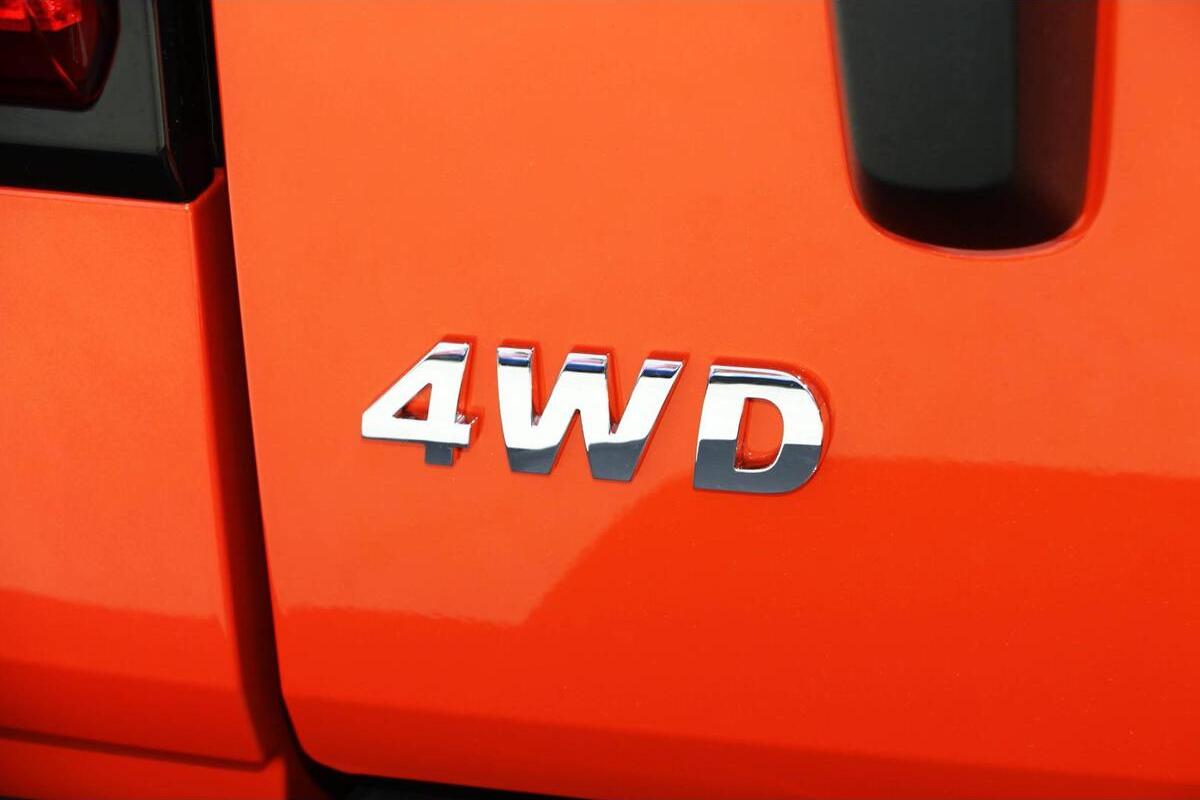 2025 GWM Tank 300 Lux Auto 4x4 image 12