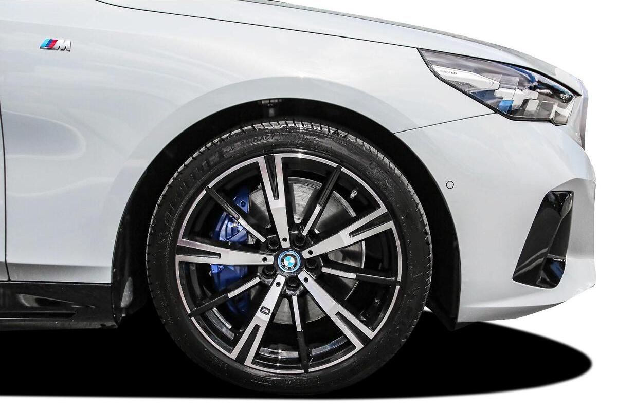 2024 BMW i5 eDrive40 M Sport G60 Auto image 19