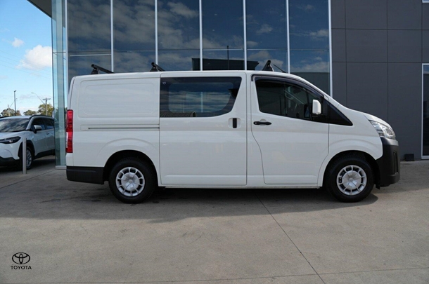 2024 Toyota Hiace LWB image 13