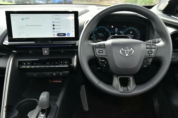 2024 Toyota C-HR Hybrid Koba 2WD image 7