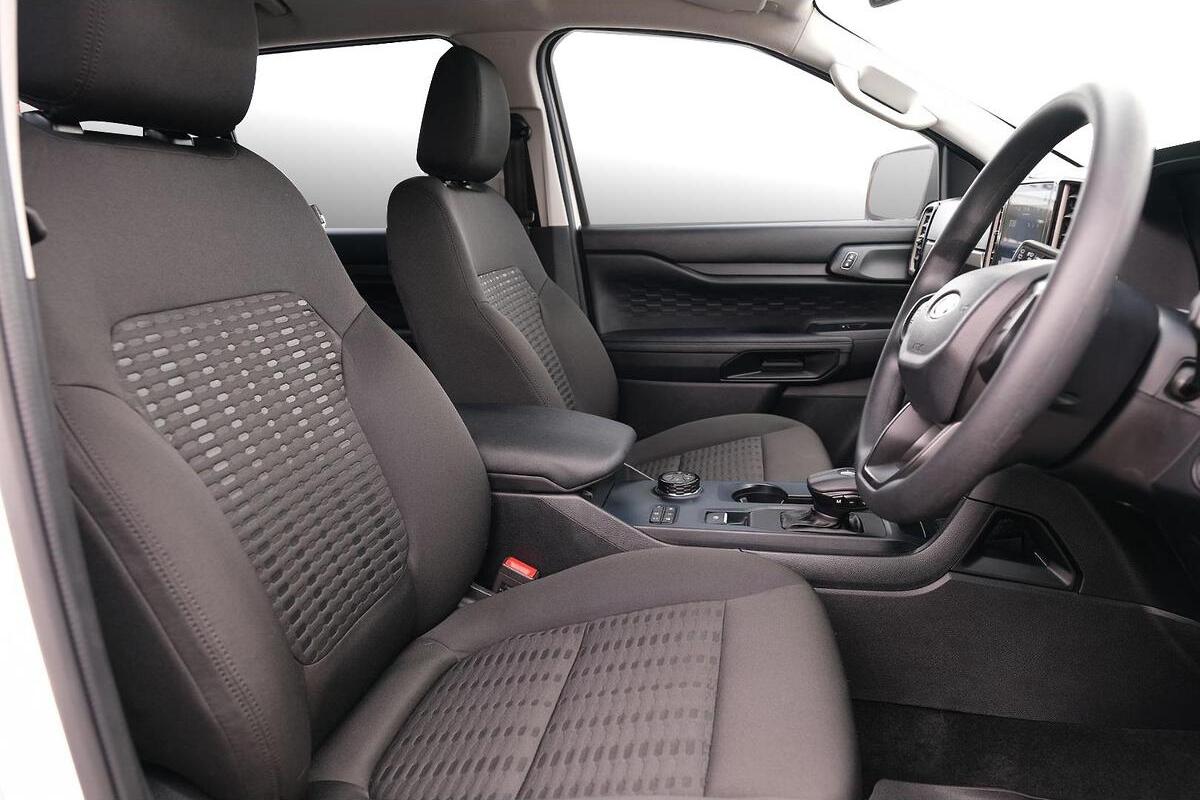 2024 Ford Everest Ambiente Auto FullTime 4WD DR MY25.25 image 5