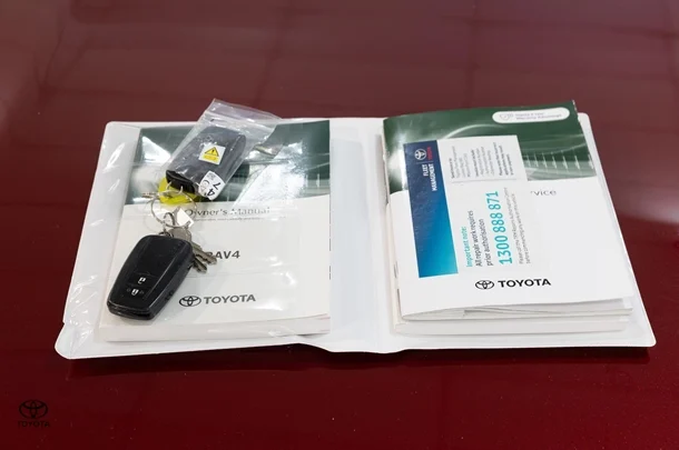 2022 Toyota RAV4 Hybrid GXL-2WD image 28
