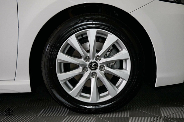 2018 Toyota Camry Ascent Sport image 7