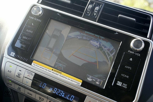 2018 Toyota Prado Kakadu image 12