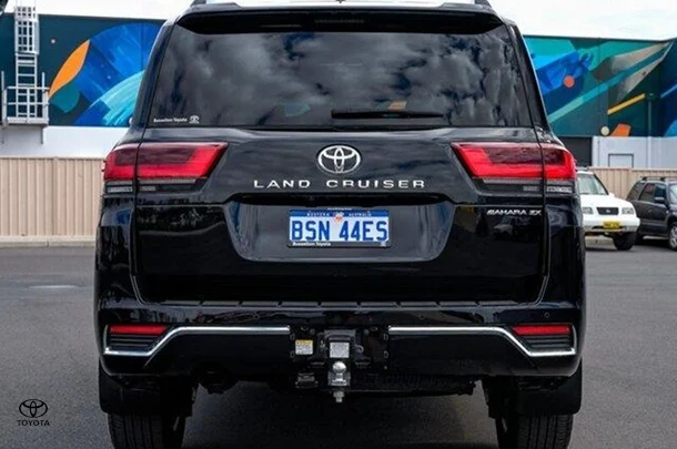 2022 Toyota Landcruiser Sahara ZX image 5