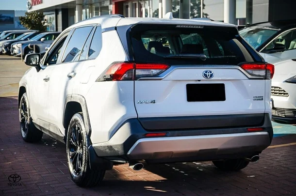2024 Toyota RAV4 Hybrid Cruiser 2WD image 6