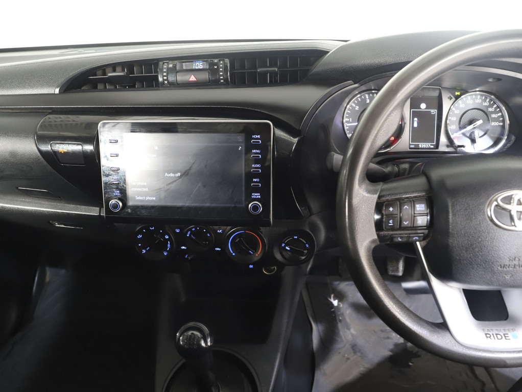 2021 Toyota Hilux Workmate image 14