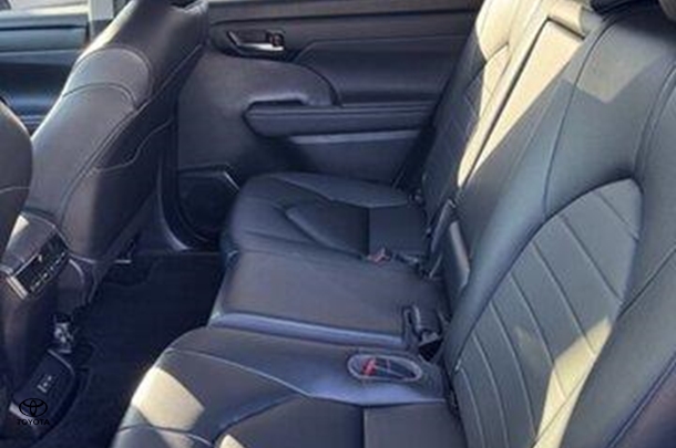 2023 Toyota Kluger GXL AWD image 11