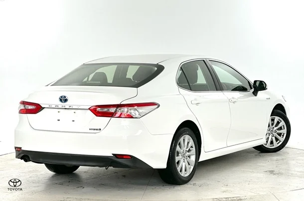 2020 Toyota Camry Hybrid Ascent image 8