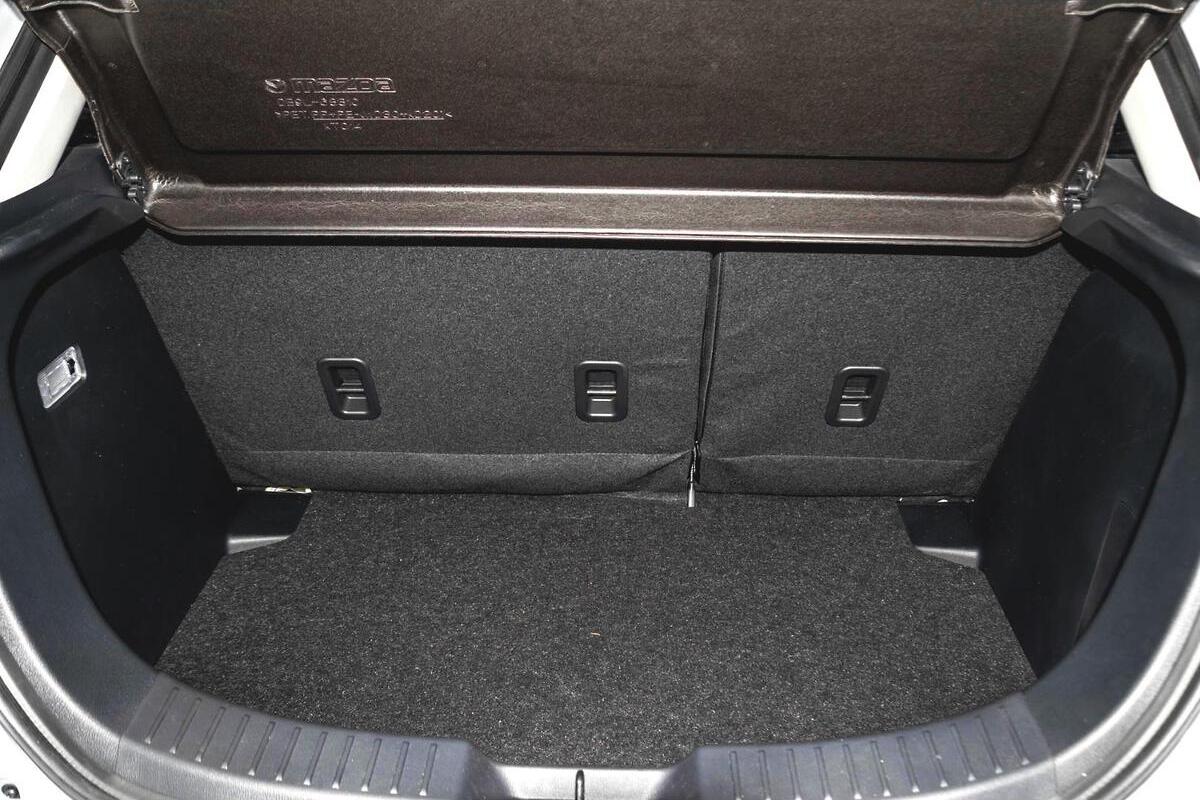 2024 Mazda 2 G15 Pure SP DJ Series Auto image 10