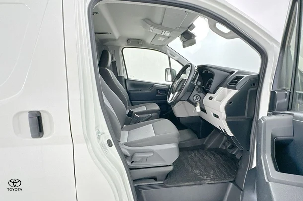 2019 Toyota Hiace LWB image 12