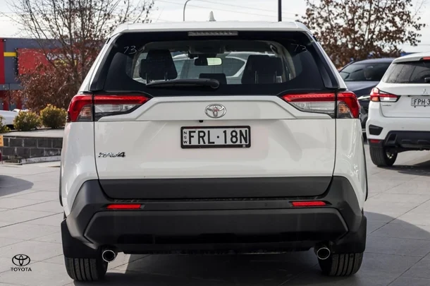 2020 Toyota RAV4 GX-2WD image 5