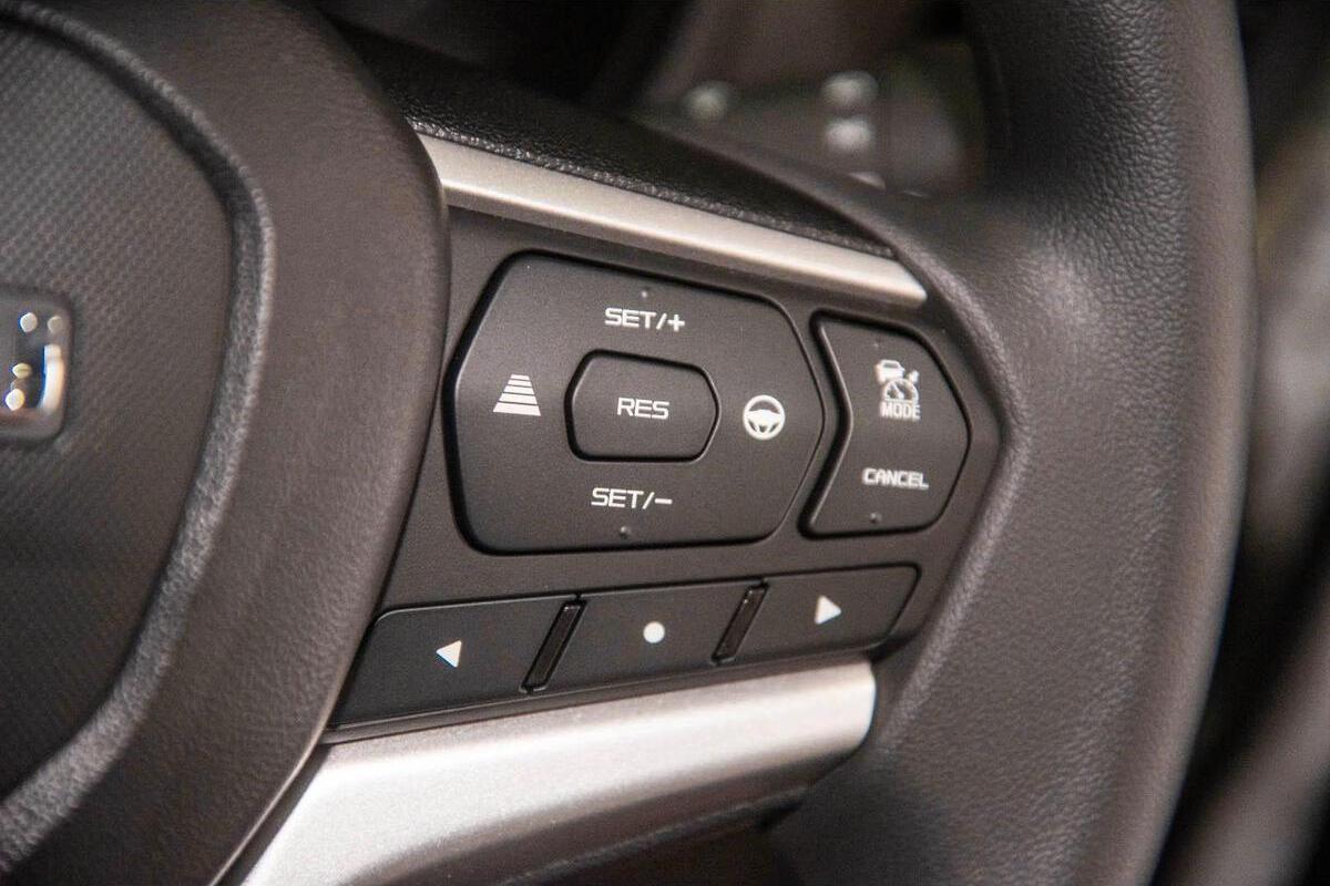 2024 Isuzu D-MAX SX Auto 4x4 MY24 image 14