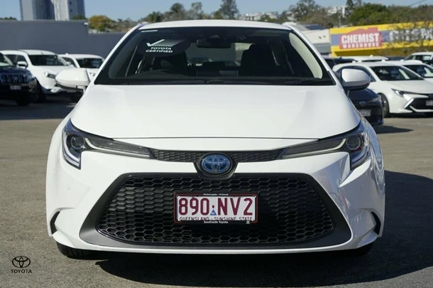 2020 Toyota Corolla Sedan Hybrid SX image 4