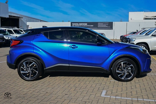 2022 Toyota CH-R Koba AWD image 3