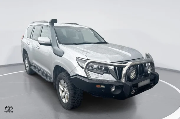 2020 Toyota Prado GXL image 1