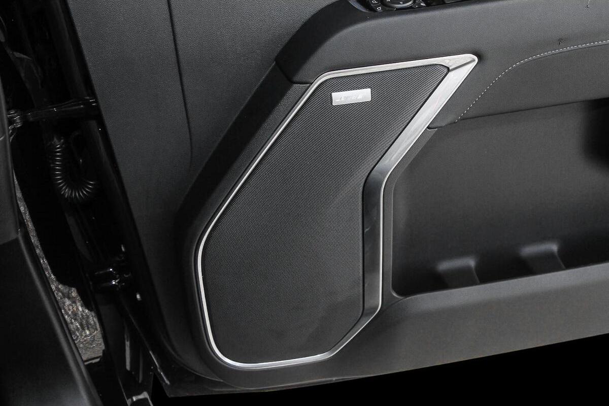 2024 Chevrolet Silverado HD LTZ Premium W/Tech Pack Auto 4x4 MY24 image 16