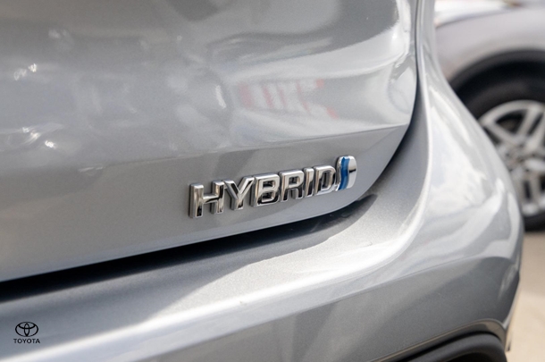 2021 Toyota KLUGER HYBRID GX AWD image 21