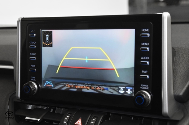 2022 Toyota RAV4 Hybrid XSE (AWD) image 13