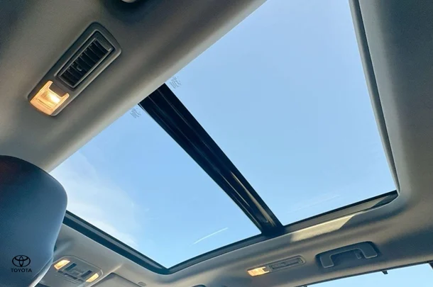 2023 Toyota Kluger 4x2 GRANDE image 42