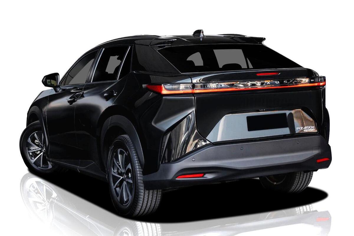 2024 Lexus RZ RZ450e Luxury Auto image 4