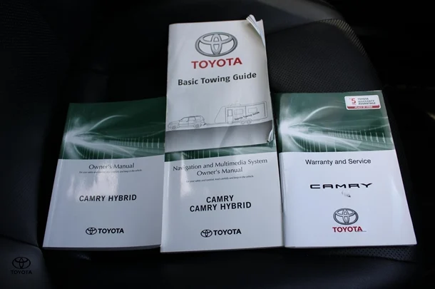 2019 Toyota Camry Hybrid SL image 40