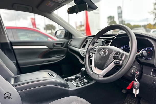 2019 Toyota KLUGER 4x2 GX image 9