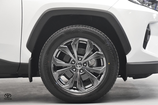 2024 Toyota RAV4 GXL-2WD image 22