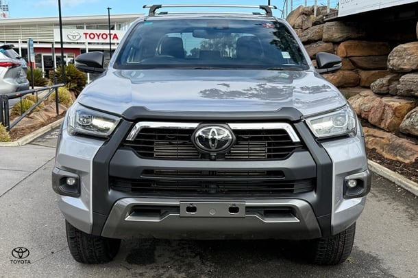 2021 Toyota Hilux Rogue image 2