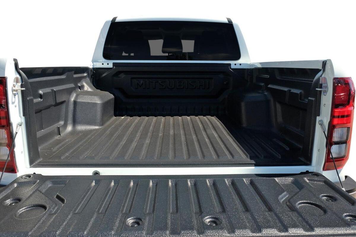 2025 Mitsubishi Triton GLS MV Auto 4X4 MY25 Double Cab image 8