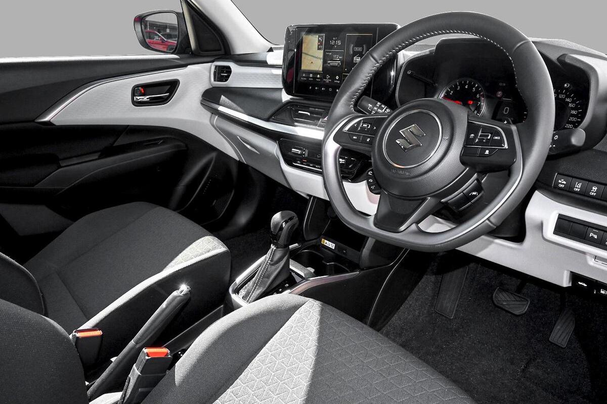 2024 Suzuki Swift Hybrid Plus Auto image 7