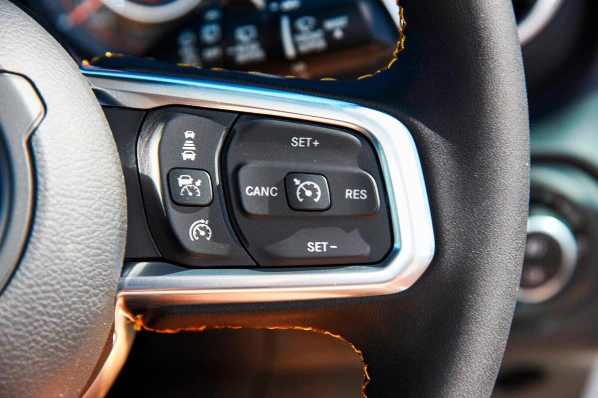 2024 Jeep Wrangler Unlimited Overland Auto 4x4 MY24 image 16