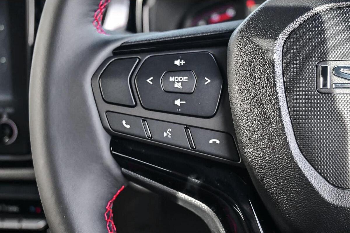 2024 Isuzu D-MAX X-TERRAIN Auto 4x4 MY24 image 12