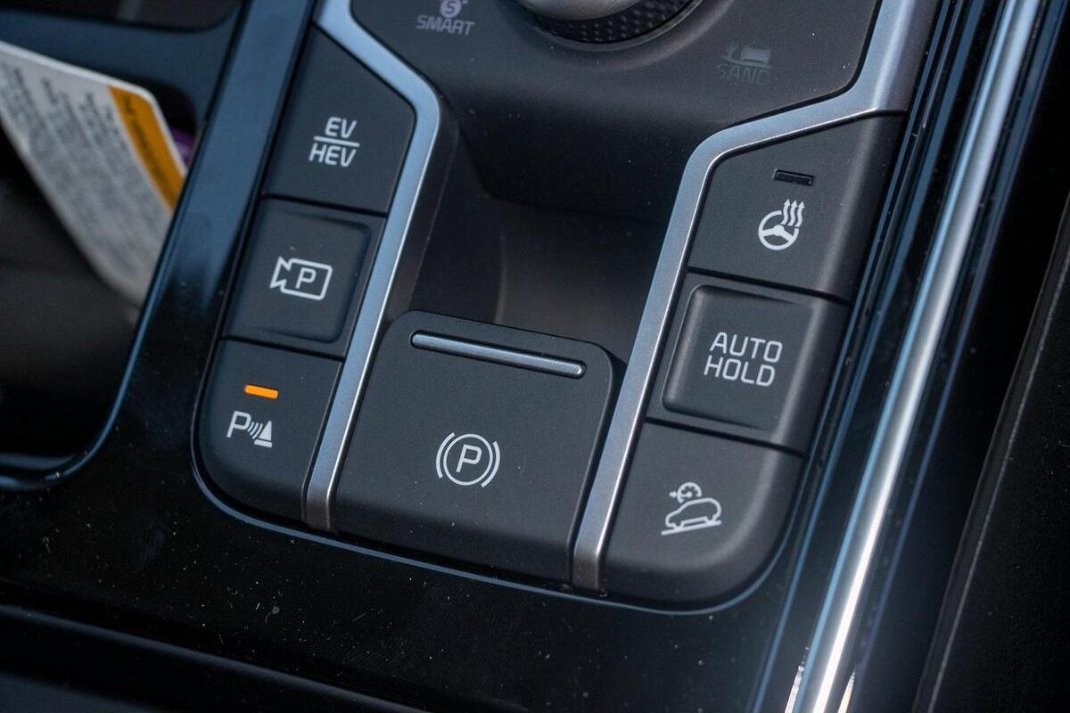 2024 Kia Sorento PHEV GT-Line Auto AWD MY25 image 16