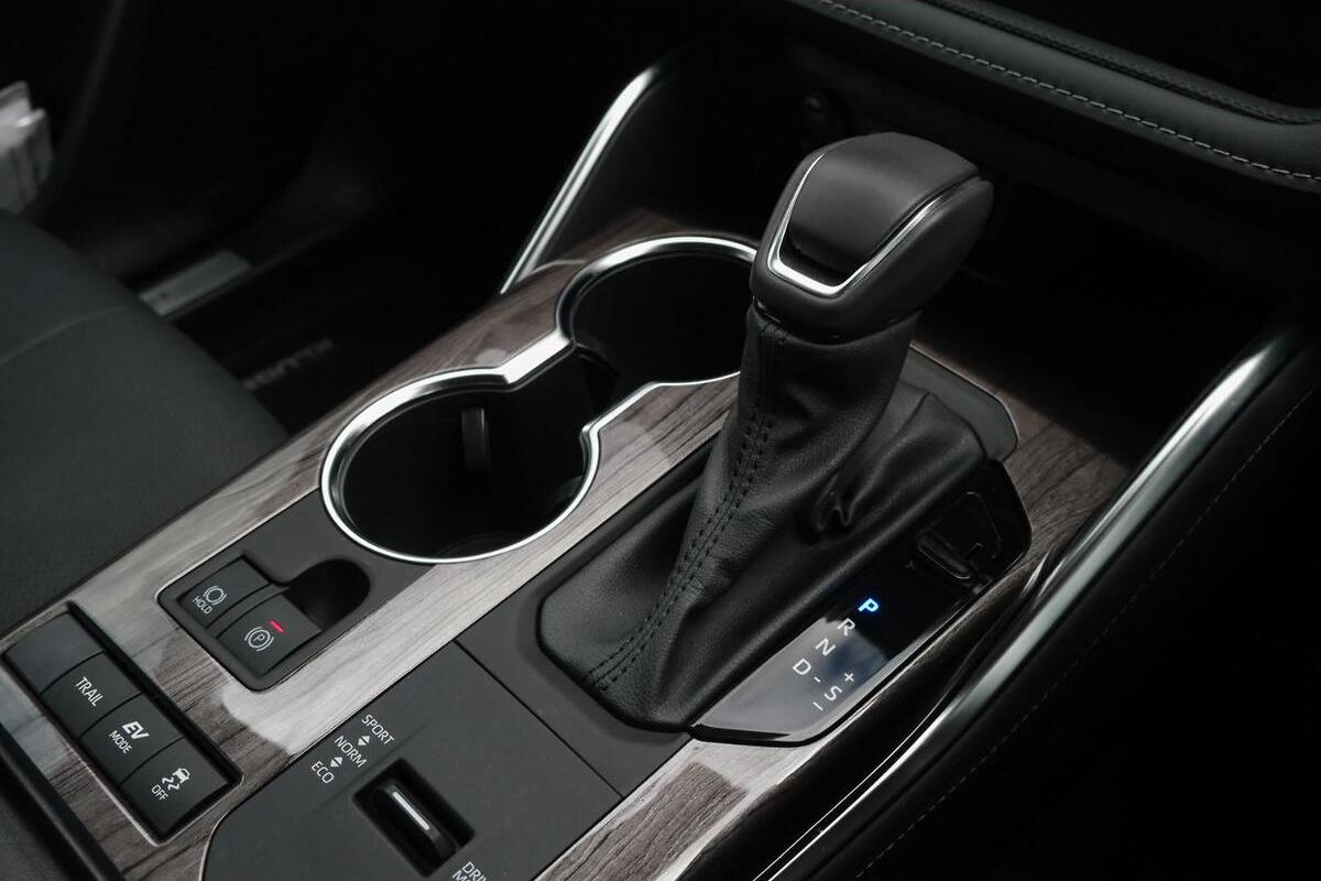 2025 Toyota Kluger Grande Auto eFour image 14